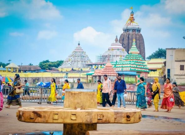 Jagannath Puri Rath Yatra Packages from Howrah, Book Puri Packages From Howrah at Best Price, Tour Packages For Puri in Howrah near me, Jagannath puri rath yatra packages from Howrah price, Jagannath Puri Special Holiday Tour Packages from Howrah, Jagannath Puri Tour package from Howrah price